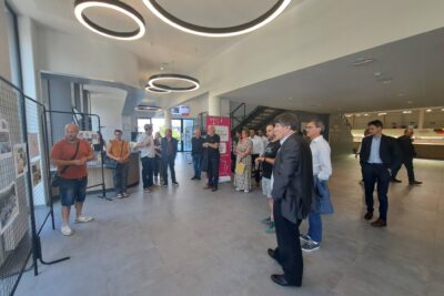 Agrandir l'image 5 sur 7, fenêtre modale