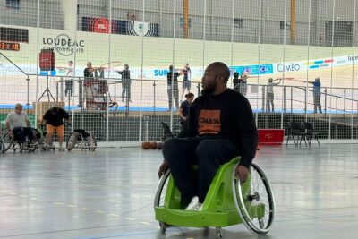 Agrandir l'image 44 sur 54, fenêtre modale