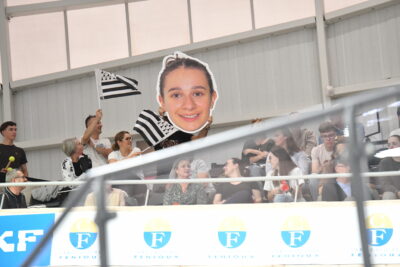 Agrandir l'image 11 sur 33, fenêtre modale