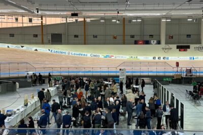 Agrandir l'image 1 sur 12, fenêtre modale