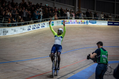 Agrandir l'image 1 sur 2, fenêtre modale